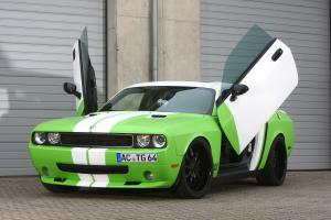 Dodge Challenger SRT8 Wrapped Challenger by CCG Automotive 2012 года